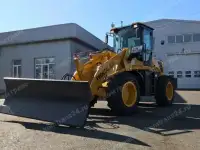 фронтальный погрузчик Frontal 225 с отвалом