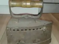 Утюг старинный