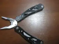 Мультитул SOG PA1001, новый, фотография 3