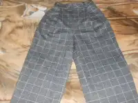 Новые брюки в клетку. (xs)