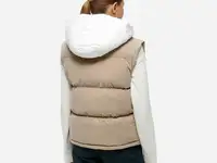 Женский стёганый жилет lacoste с капюшоном, фотография 2