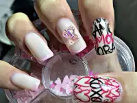 Модель на маникюр, фотография 6