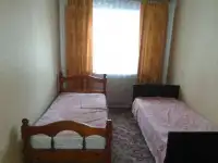 Посуточно двух комнатная у ТРЦ Жар Птица., Адмирала Васюнина 13, фотография 5