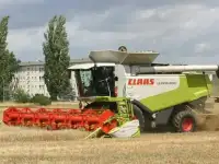 Организация купит зерноуборочные комбайны