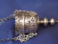 Старинная подвесная лампада из серебра 