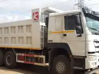 Самосвал Howo ZZ3327N3847E (6х4)