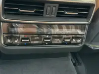 LEXUS LX600, фотография 12