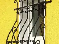Решетки на окна кованые