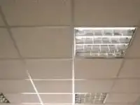 Кассетный, реечный потолок, потолочные плиты типа Armstrong.