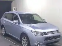 Кроссовер гибрид 3 поколение MITSUBISHI OUTLANDER PHEV кузов GG2W гв 2014 4WD
