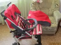 Летняя прогулочная коляска