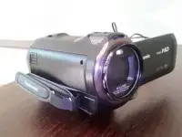 Продаю камеру Panasonic hc-v770, фотография 3