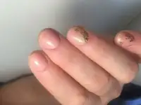 Маникюр и педикюр