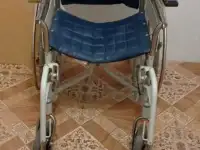 Продам инвалидную коляску, костели, ходунки