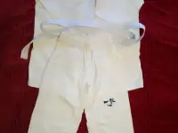 продам кимоно для каратэ
