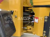 Фронтальный погрузчик RUNMAX 982E, фотография 6