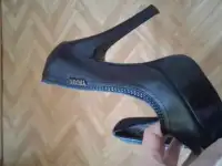 Женские туфли