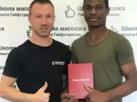 массажист