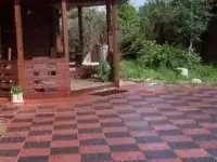 тротуарная плитка из полимерпесчаных материалов
