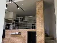 Место для работы мастера по маникюру