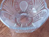 Салатница хрустальная.