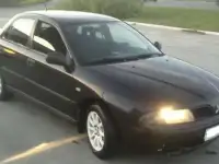 Mitsubishi (каризма)