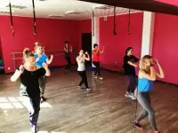 Фитнес Лайт приглашает на групповое занятие Аэробика + Bums!