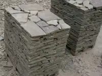 Плитняк камень Серый-Красный доставка в любых объемах любого вида, фотография 2