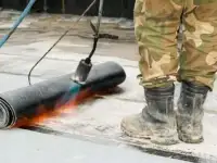Частичный ремонт кровли гаража в Домодедово.