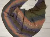 Бактус вязаный шерстяной
