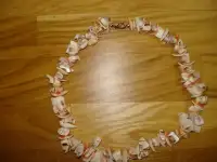 Бусы из морских ракушек