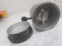 Кофемолка механическая ручная жерновая для Кофе Какао Круп Орехов Перца горошек Диаметр 10 см, фотография 8