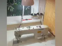Продам швейную машину