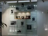 Декоративный водопад по стеклу