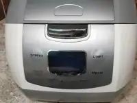 Продаю  мультиварку