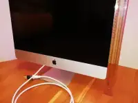 Моноблок apple iMac 21,5 середина 2010
