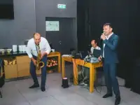 Поющий ведущий Иван Агафонов., фотография 9