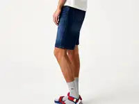 Мужские джинсовые шорты lacoste slim fit, фотография 3