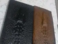 очень хороший кошелек из коже