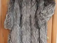 Продам шубу из чернобурки!