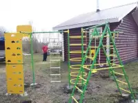 Уличные спортивные комплексы