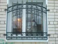 Решетки на окна кованые, фотография 4