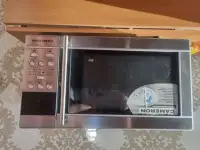Микроволновка б/у продам на запчасти