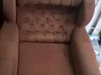 Кресло из гостинного гарнитура 