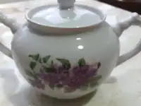 Сахарница.