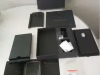 Черная коробка  и  сопроводительные мелочи  от смартфона    Xiaomi Mi Mix 2   состояние  нового, фотография 9