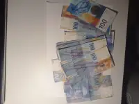 Куплю старые швейцарские франков 8 серии и др