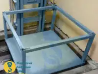 Грузовой мини подъемник 
