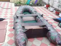 Продаю надувную 2-х местную лодку