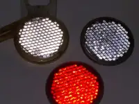 Катафот (отражатель).